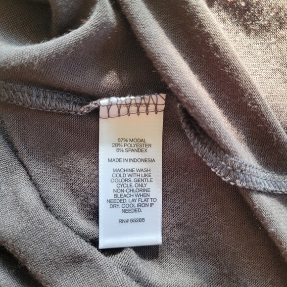 Express One Eleven Slash Neck Top - Picture 3 of 8